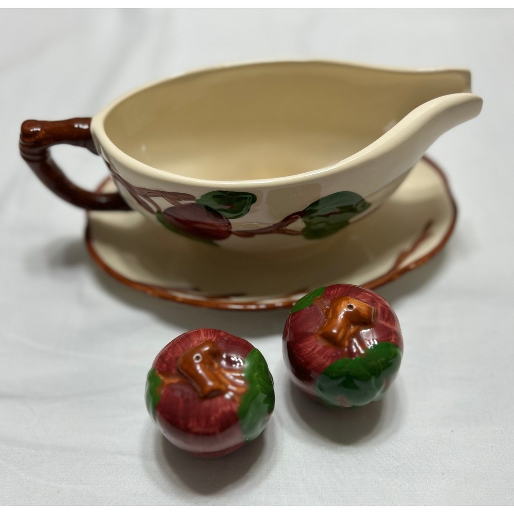 Vintage Franciscan Apple Gravy Boat Tray Salt Pepper Shakers Set England